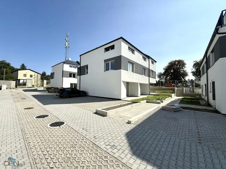 BELAGSFERTIG! TRAUMHAFTE 4-5 ZIMMER REIHENHÄUSER MIT EIGENGÄRTEN UND PKW-STELLPLÄTZEN IN FISCHAMEND!