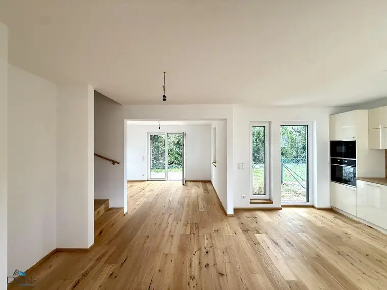 PREISREDUKTION! TRAUMHAFTES 5 ZIMMER REIHENHAUS MIT EIGENGARTEN UND STELLPLATZ NÄHE U6 PERFEKTASTRASSE!