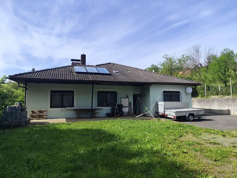 Einfamilienhaus mit 6.864 m2 Grund, in ruhiger Lage, Nähe Oberwart