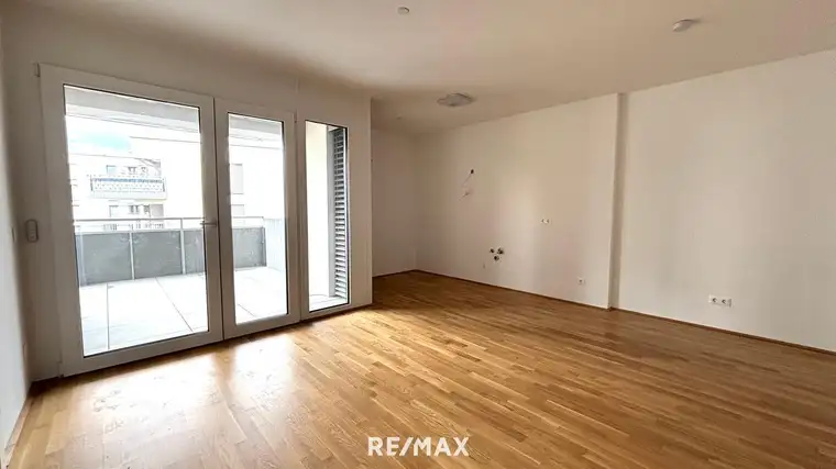 Traumhafte 2 Zimmer Wohnung mit großer Loggia