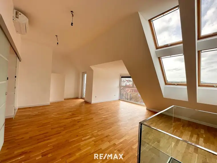Letzte Gelegenheit zum TOP Preis Penthouse mit Klimaanlage !