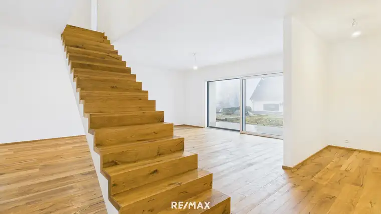 Erstbezug Eigentumswohnung (Doppelhaus) mit Pool "Schlüsselfertig"