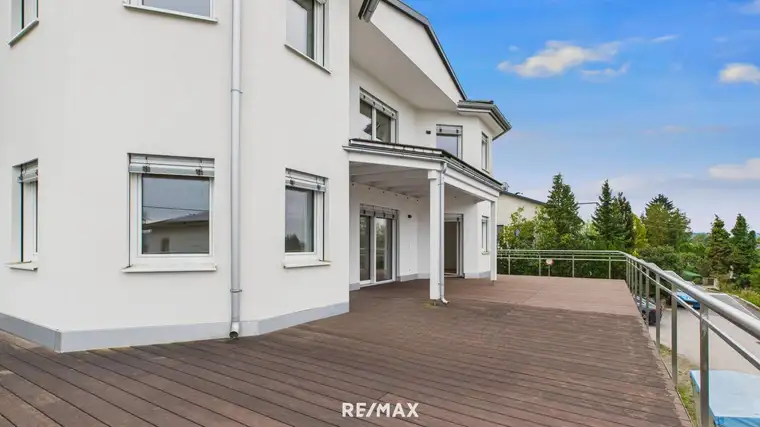 Großes Haus mit tollen Möglichkeiten nur 20 min von Linz