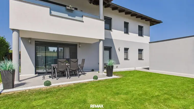 Premium-Zweifamilienhaus mit 250 m² Wohnfläche