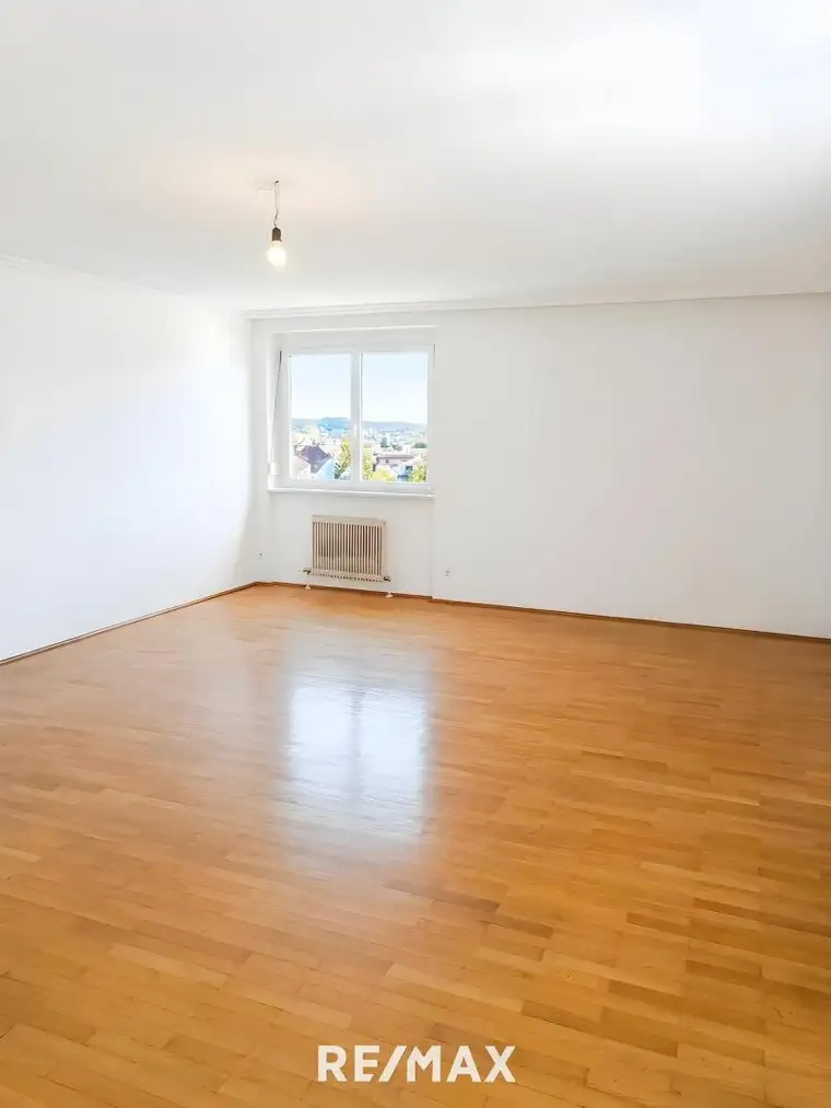 Vermietete 6 Zimmer Wohnung (Mieter Firma ) mit sehr guter Rendite