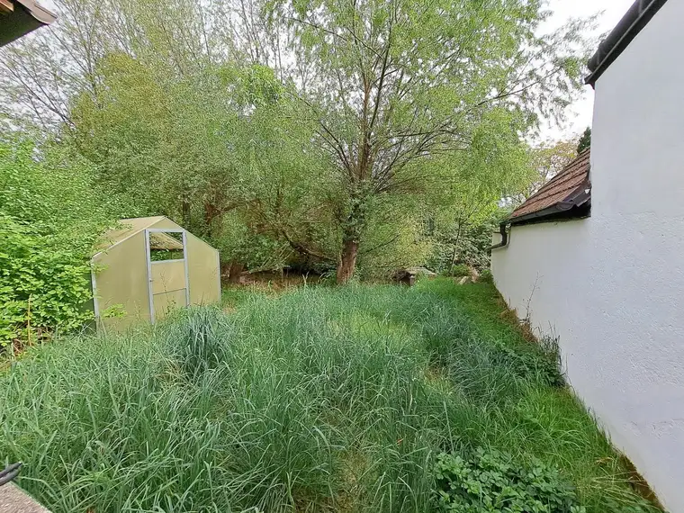 Bungalow mit Natur pur im eigenen Garten!