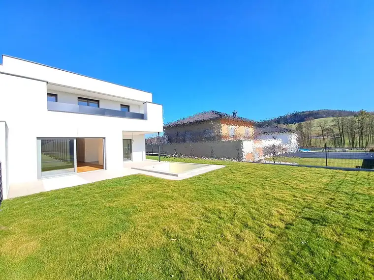 NEUBAU! Doppelhaushälfte mit Pool, Garten u. Garage