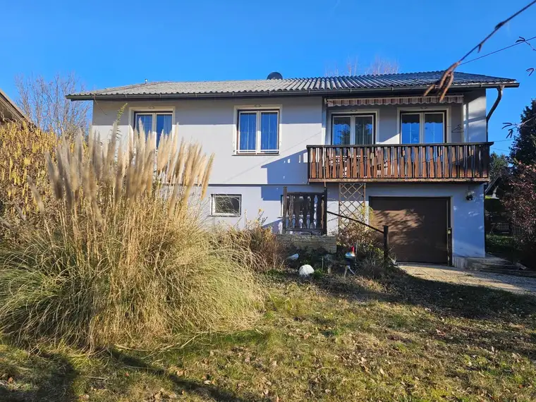 "Neuer Preis" EINFAMILIENHAUS IN SCHÖNER AUSSICHTSLAGE - EICHGRABEN