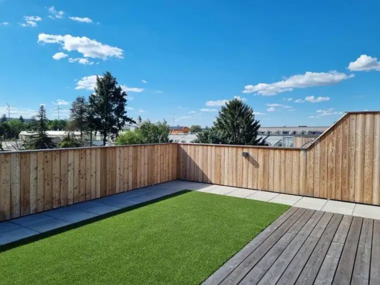 NEUBAU ERSTBEZUG WOHNUNG MIT DACHGARTEN IN ÖKOLOGISCHER BAUWEISE