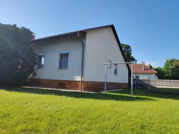 Liebevoll gestaltetes Einfamilienhaus in ruhiger Siedlungslage