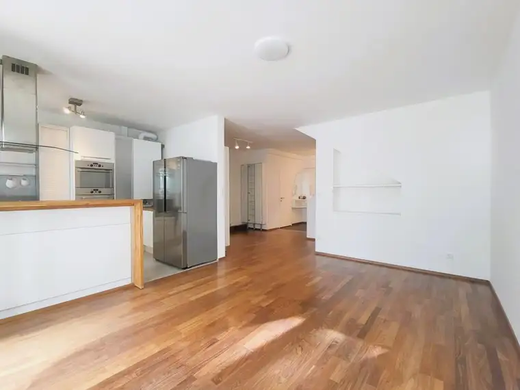 "NEUER PREIS!" HOCHWERTIG AUSGESTATTETE MAISONETTE-WOHNUNG IN VERKEHRSBERUHIGTER LAGE IN PERCHTOLDSDORF