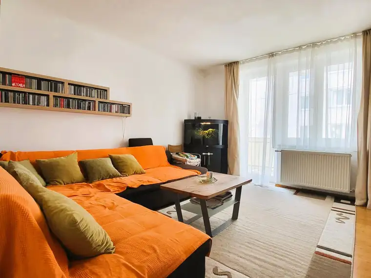 "Preisreduziert" TOP SANIERTE ca. 83,50m² WOHNUNG MIT BALKON UND RUHIGEM GEMEINSCHAFTSGARTEN IN OBERBAUMGARTEN