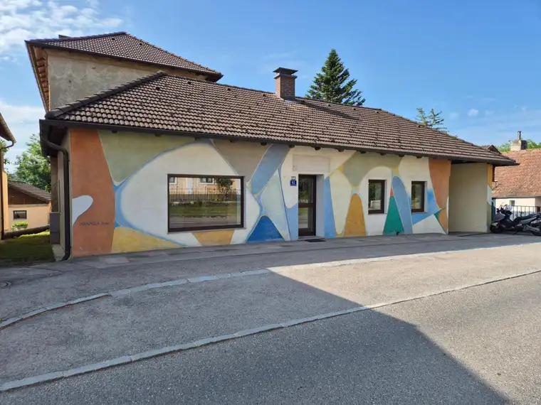 BÜRO UND GROSSES LAGER/HALLE NÄHE NEULENGBACH