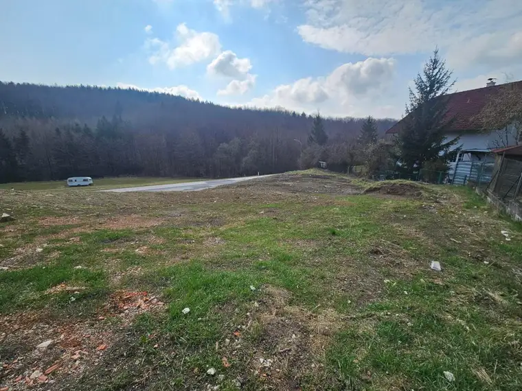 "IN KAUFABWICKLUNG!" SCHÖNER BAUGRUND IN TOLLER AUSSICHTSLAGE