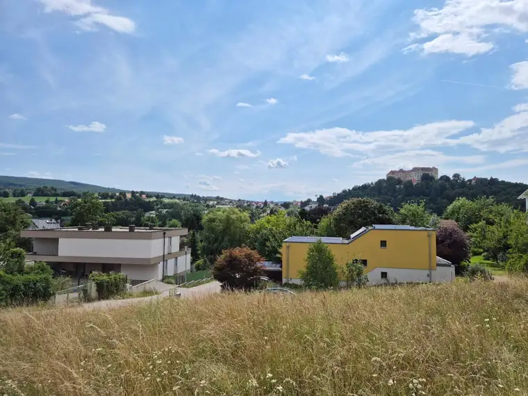 "In Kaufabwicklung" TRAUMGRUND MIT UNVERBAUBAREM BURGBLICK IN ZENTRUMSNÄHE