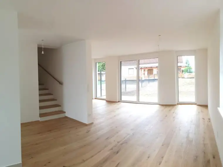 Neubau: Provisionsfrei für die Käuferseite und € 5.000 Photovoltaik-Gutschein