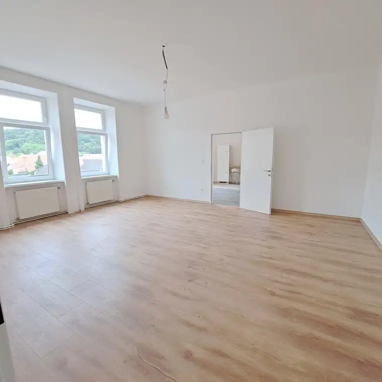 WOHNUNG in ZENTRALER LAGE!