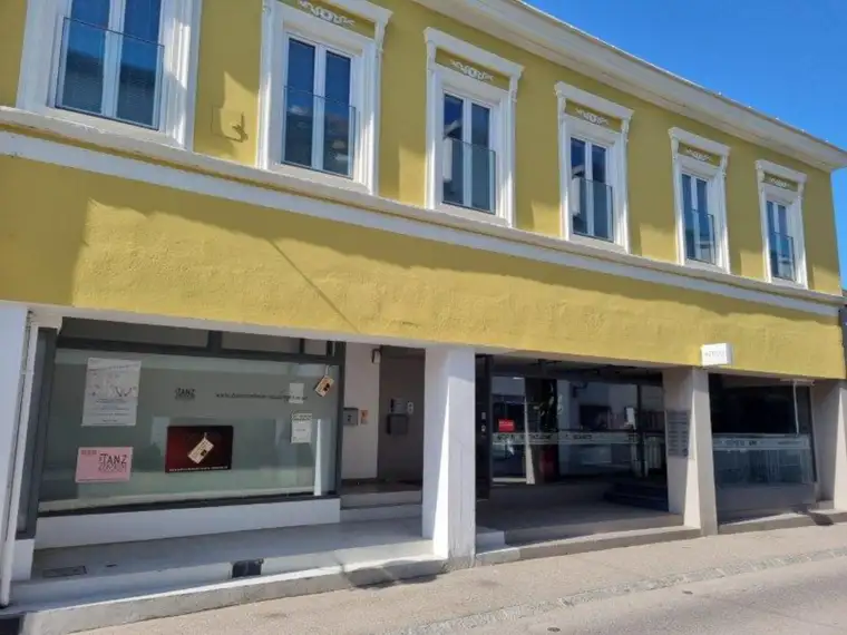 "In Vertragsabwicklung" BÜRO / PRAXIS / ORDINATION MIT LIFT IM ZENTRUM
