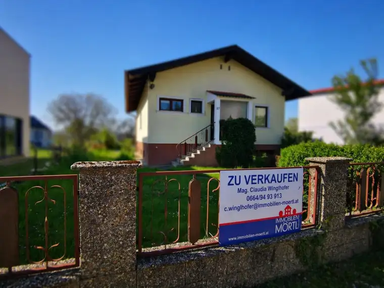 Kleines Haus, großes Grundstück mit Fernblick – Ruhelage nahe Wien, ideal für Pärchen