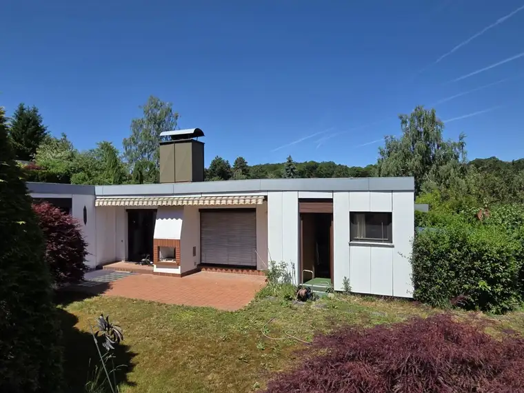 GANZJÄHRIGES FERIENFEELING VOR DEN TOREN WIENS