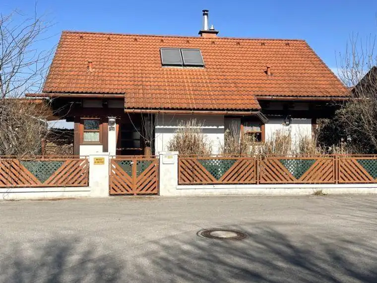 Seltenes Liebhaberobjekt am Schloss-See von Oberwaltersdorf !