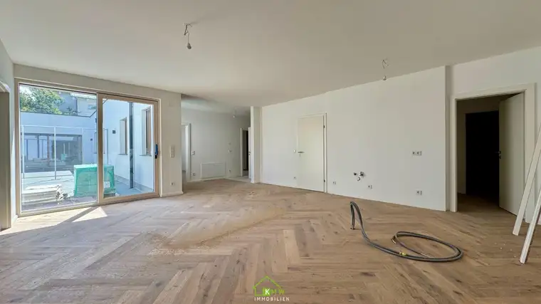 Aussichtslage Top 1: Ideal für Familien - komfortable 4 Zimmer Eigentumswohnung mit ca. 52m² Terrasse