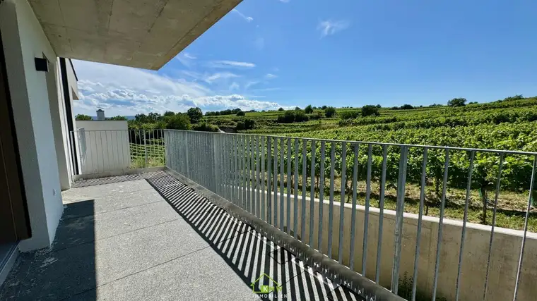 Aussichtslage Top 9: Fernblick - 3 Zimmer Eigentumswohnung mit Terrasse