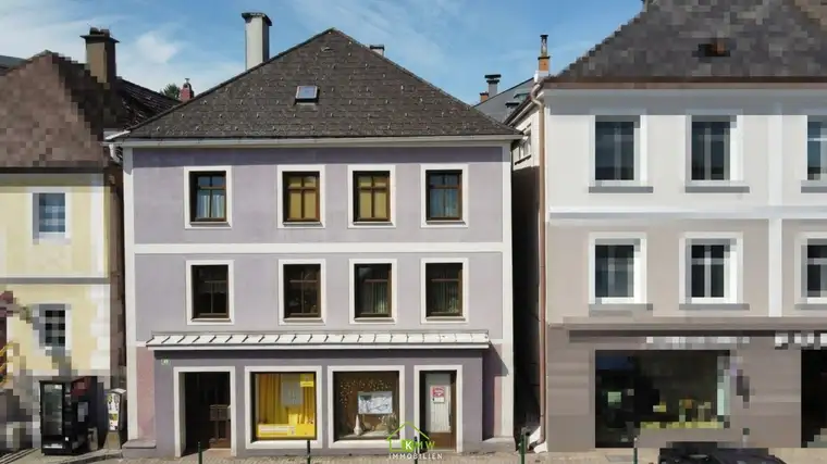 Haus mit Geschichte und vielen Möglichkeiten im Zentrum