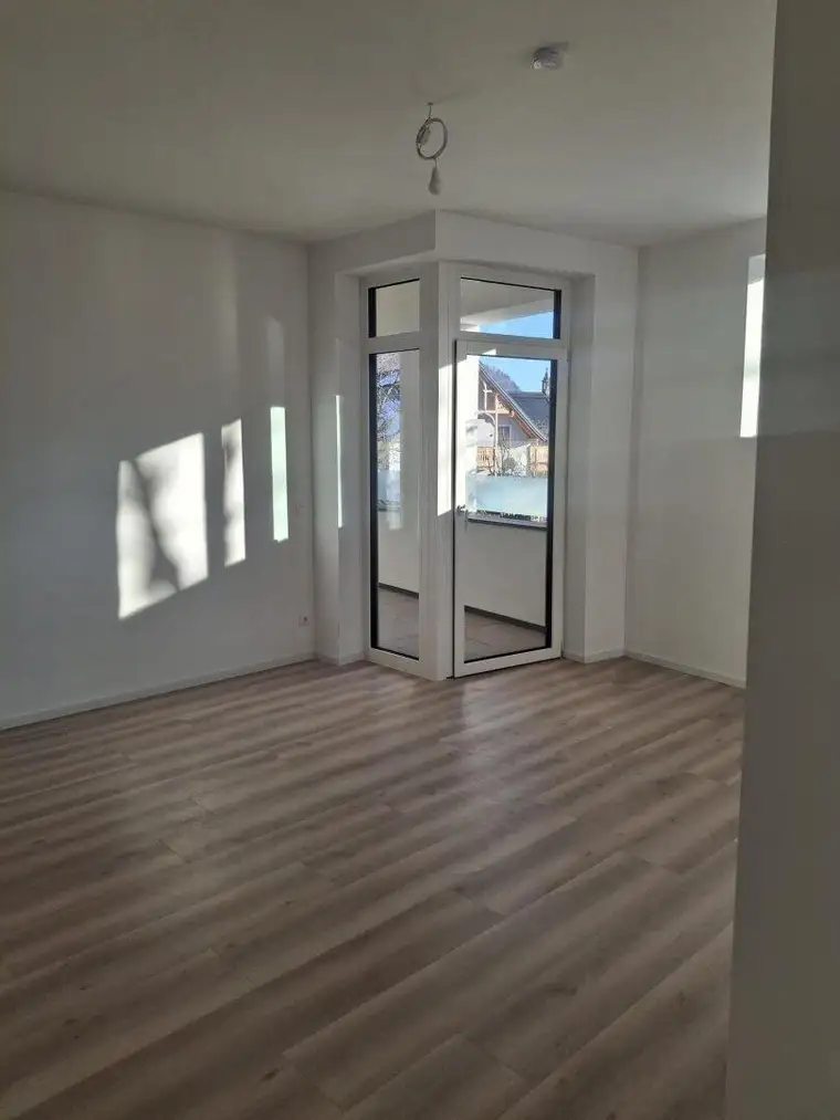 Bad Ischl: 2 Zimmer Wohnung mit Loggia - Erstbezug - 11