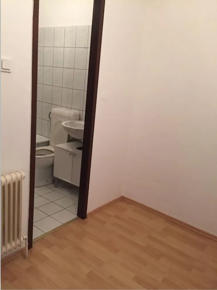 PERFEKTE SINGLEWOHNUNG/ U4 FRIEDENSBRÜCKE