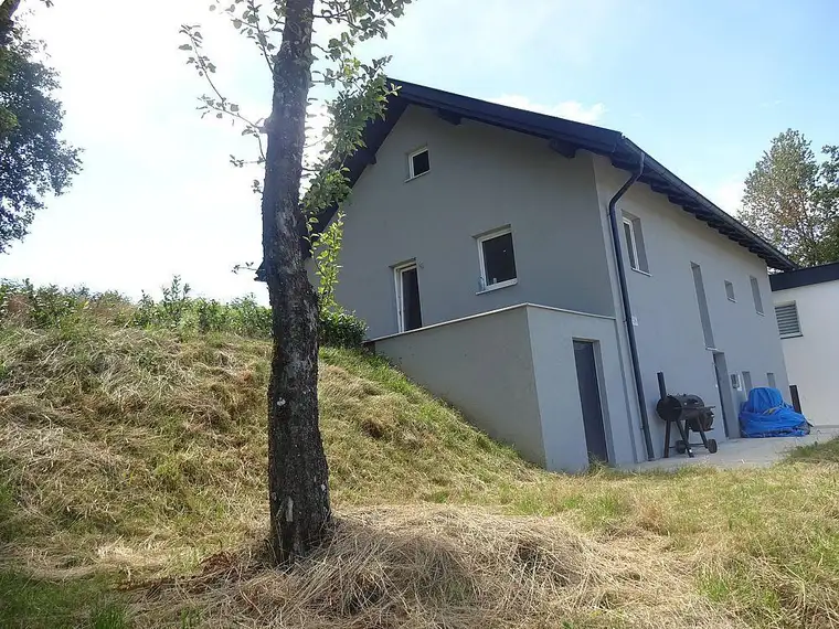 Wohnhaus in Maria Schmolln