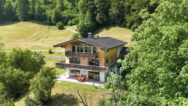 Exklusives Landgut in Alleinlage am Fuße des Kaisergebirge