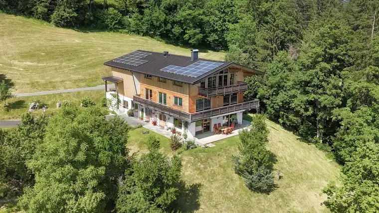 Exklusives Landgut in Alleinlage am Fuße des Kaisergebirge
