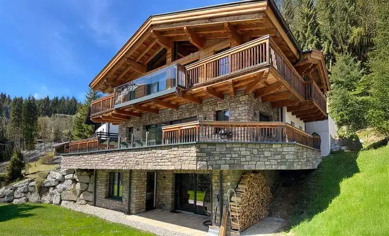 Luxus-Chalet in Saalbach Hinterglemm mit seltener Zweitwohnsitzwidmung