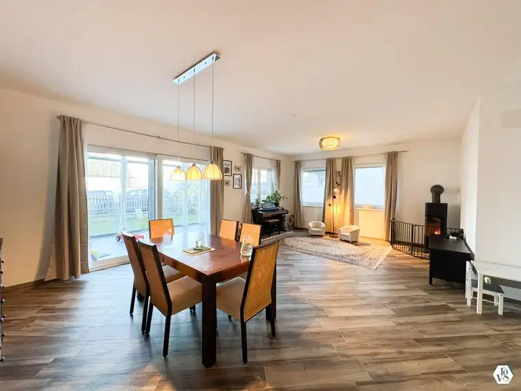 Moderne Traumimmobilie in Unterzögersdorf mit Garten, Terrasse und Sommergarten
