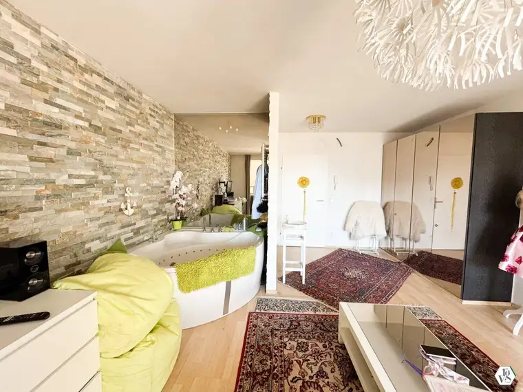 Speisinger Straße - Charmante 1-Zimmer-Wohnung mit Loggia
