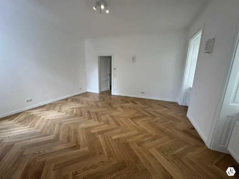 Wunderschöne Altbauwohnung in Toplage des 7. Bezirks - Erstbezug!