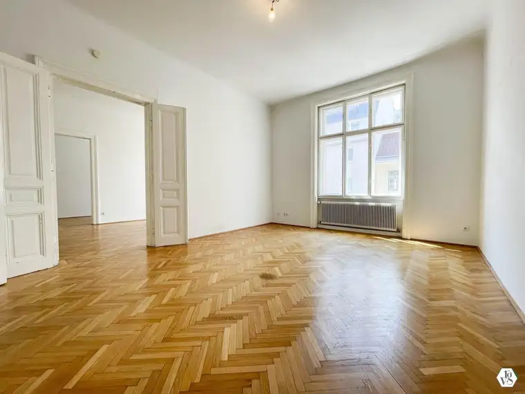 Großzügiger Altbau beim Haus des Meeres - unbefristet