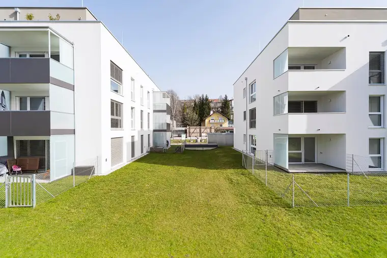 3-Zimmer-Wohnung in Eberstalzell mit Balkon und 2 Garagenplätzen