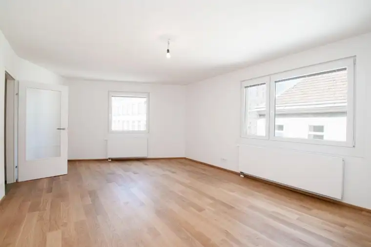 Nahe Westbahnhof! Geräumige 1-Zimmer-Wohnung im 15. Bezirk zu vermieten!