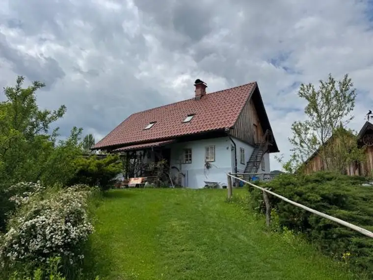 Leutschach Landwirtschaft in Einzellage mit Nebengebäude 5,4 ha Wiese und 2,6 ha Wald in ruhiger und sonniger Aussichtslage 