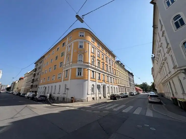  Ordination Büro Wohnung Altbau neu saniert 103m² 