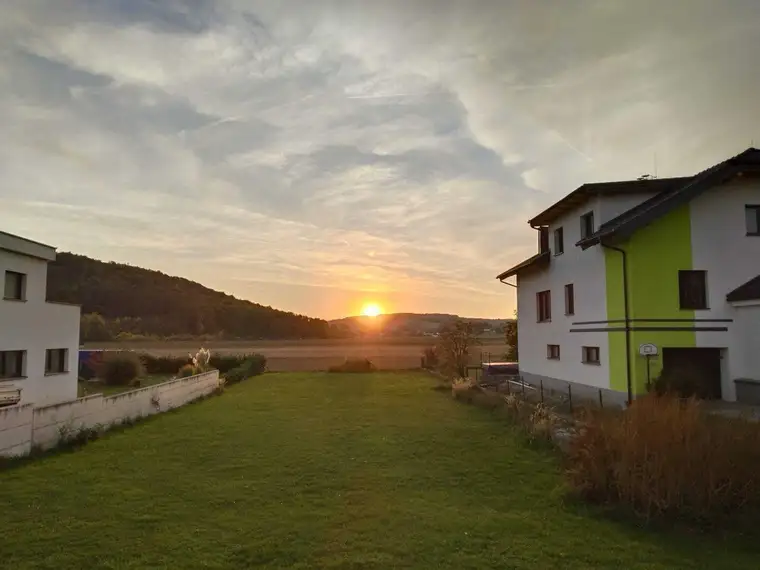 PERFEKTER Baugrund + FERNSICHT + SONNIG + ZWEI Grundstücke + PERFEKT zu bebauen!