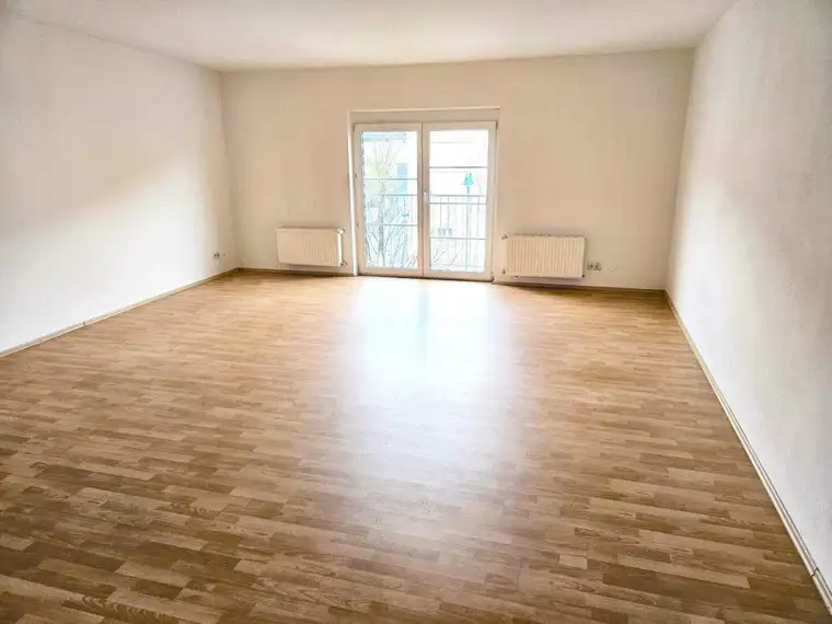 Großzügige 1,5-Zimmer-Whg am Hauptplatz Jennersdorf