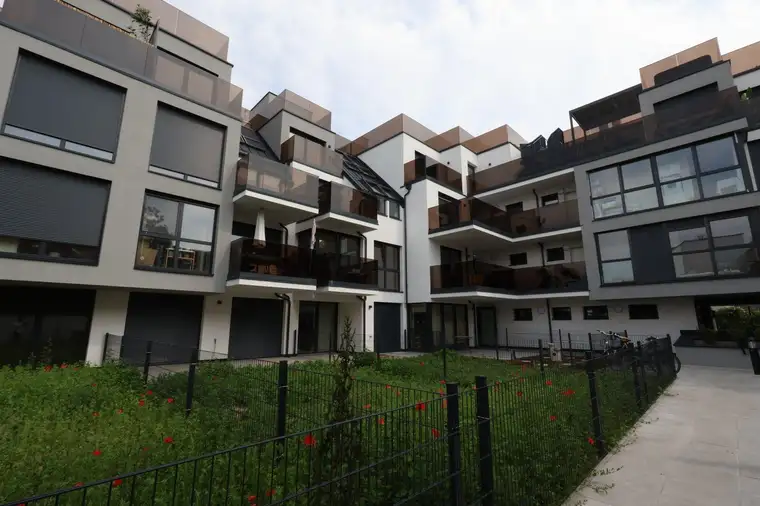 Garagenstellplatz - Am Krautgarten 15