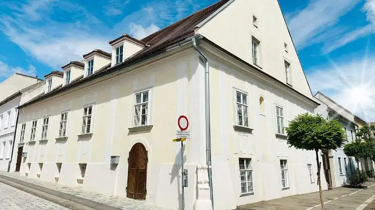 Historisches Bürgerhaus in Retz - Wohnen, Innenhof, Zentrum &amp; Ruhe