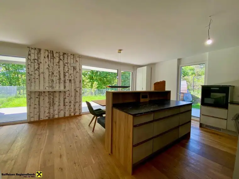 Erstbezogene, top ausgestattete 3-Zimmer-Gartenwohnung in Grünlage von MILS