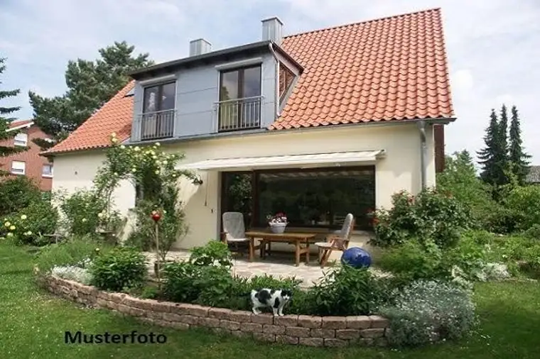+++ Einfamilienhaus mit Dachterrasse +++