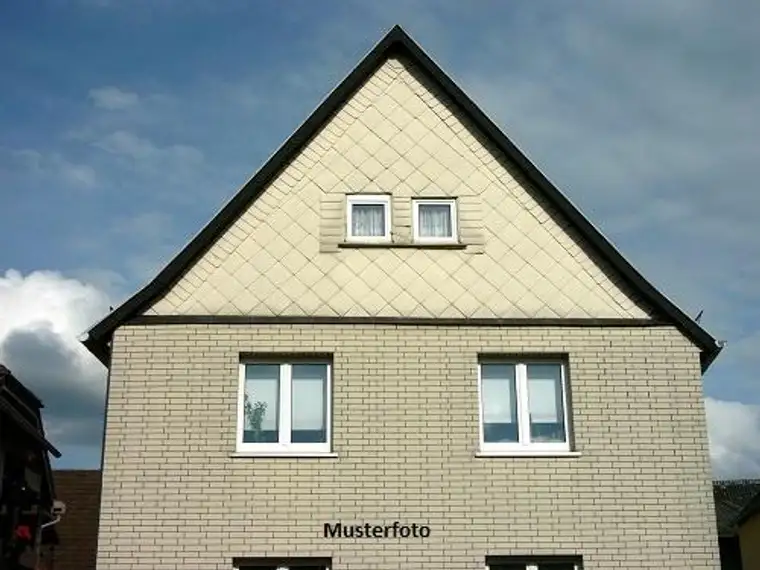 2-Familien-Doppelhaus (Rohbau)