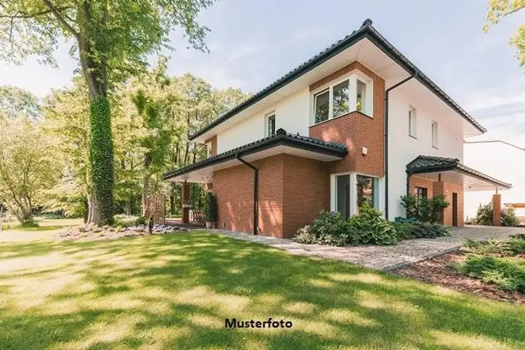 2-Familienhaus - provisionsfrei -